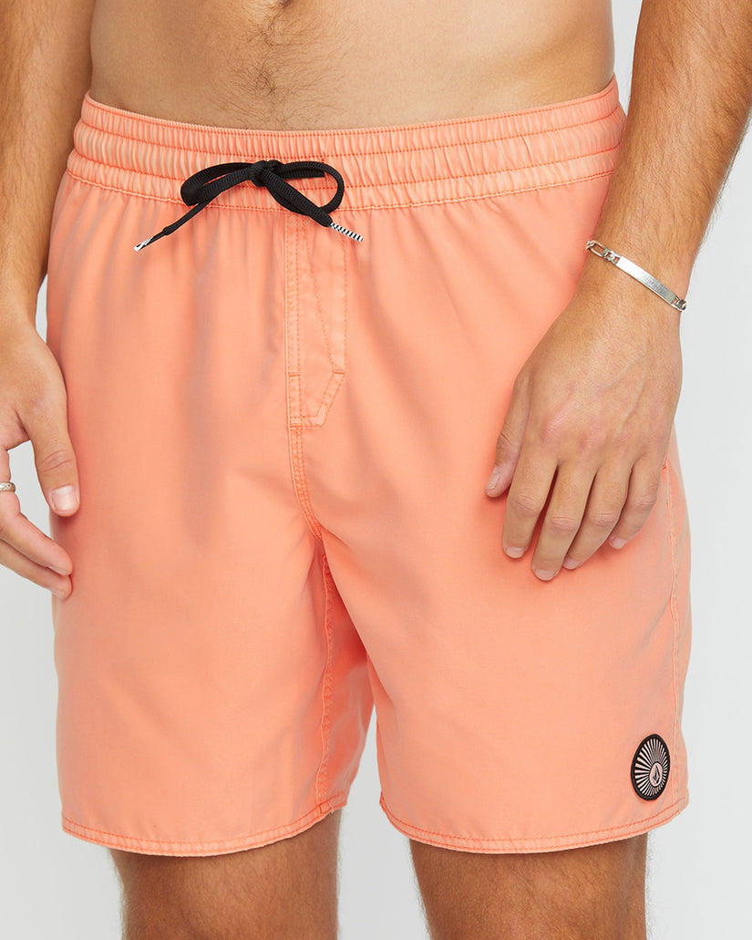 CENTER TRUNK 17